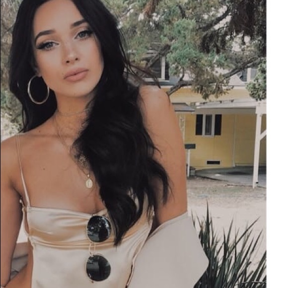 ❥RESERVED FOR❥ MICHELLE!!:) -- glossy nude slip - Picture 2 of 6